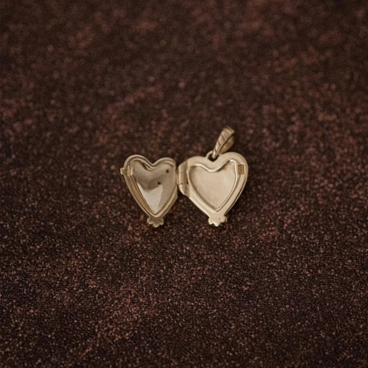 Sacred Heart Necklace - The Affirmation Company